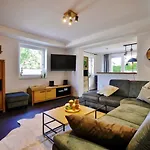 Apartment Upland - Waldgeist Mit Garten, Grillhuette, Spielplatz Und Meinecardplus *