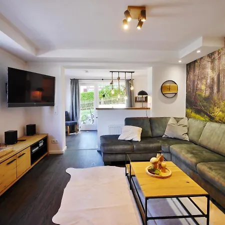 Apartamento Upland - Waldgeist Mit Garten, Grillhütte, Spielplatz Und Meinecardplus Willingen (Upland)