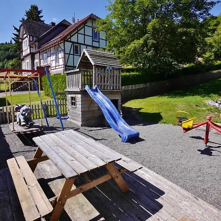 Upland - Waldgeist Mit Garten, Grillhütte, Spielplatz Und Meinecardplus